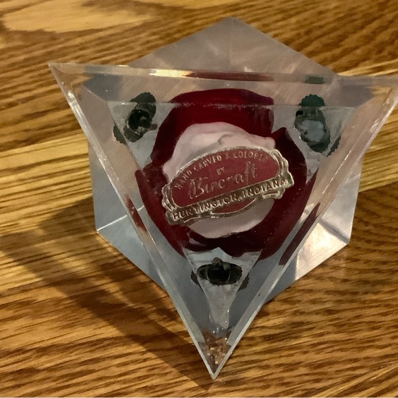 Paper Weight Bircraft Lucite Rose Indiana Handcrafted - Picture 6 of 7